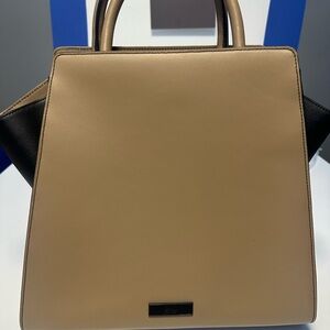 Zac Posen Tan and Black Women's Handbag Large